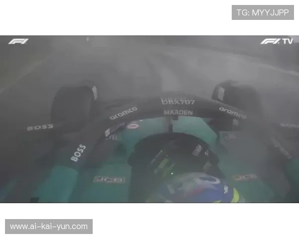 雨战排位赛现多起事故，赛道条件演进车手不断调整策略