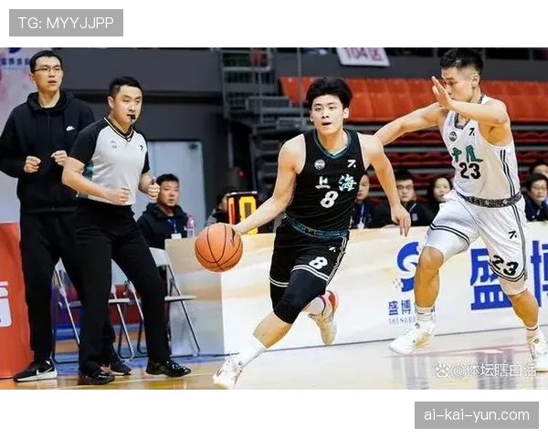 数据模型显示,上海与深圳的卡位战或将由防守篮板率决定。 数据模型显示,上海与深圳的卡位战或将由防守篮板率决定。